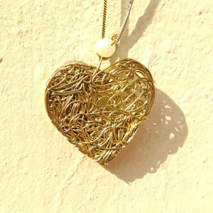 Artificial locket online