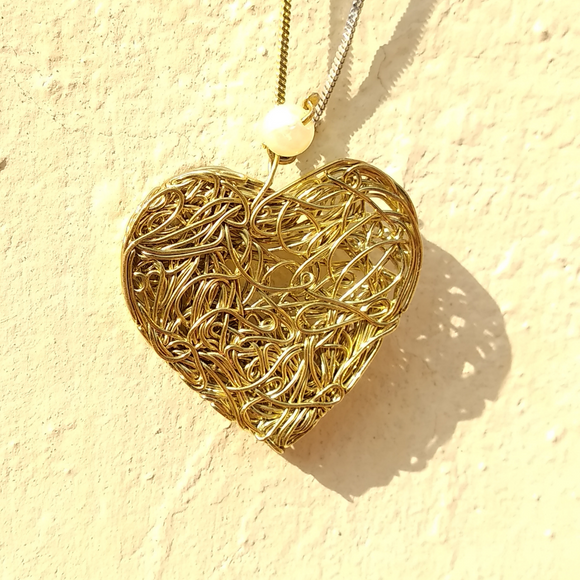 Heart Pendant with a Pearl and Artificial Silver-Gold Fine Trace Chain/ Necklace Lightweight Modern