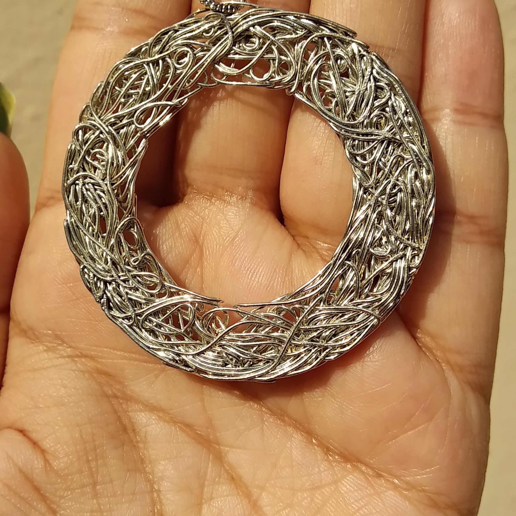 Wire 2025 mesh necklace